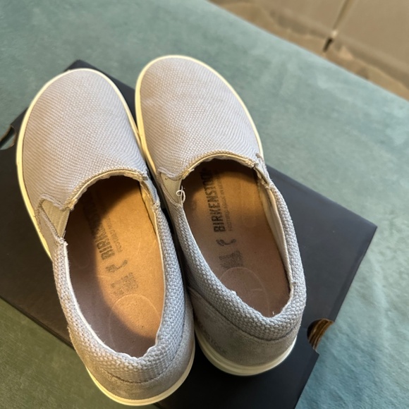 BIRKENSTOCK size 8 men , 10 women 41 26.5cm like new, price 60$ New price 180$ - Picture 8 of 9